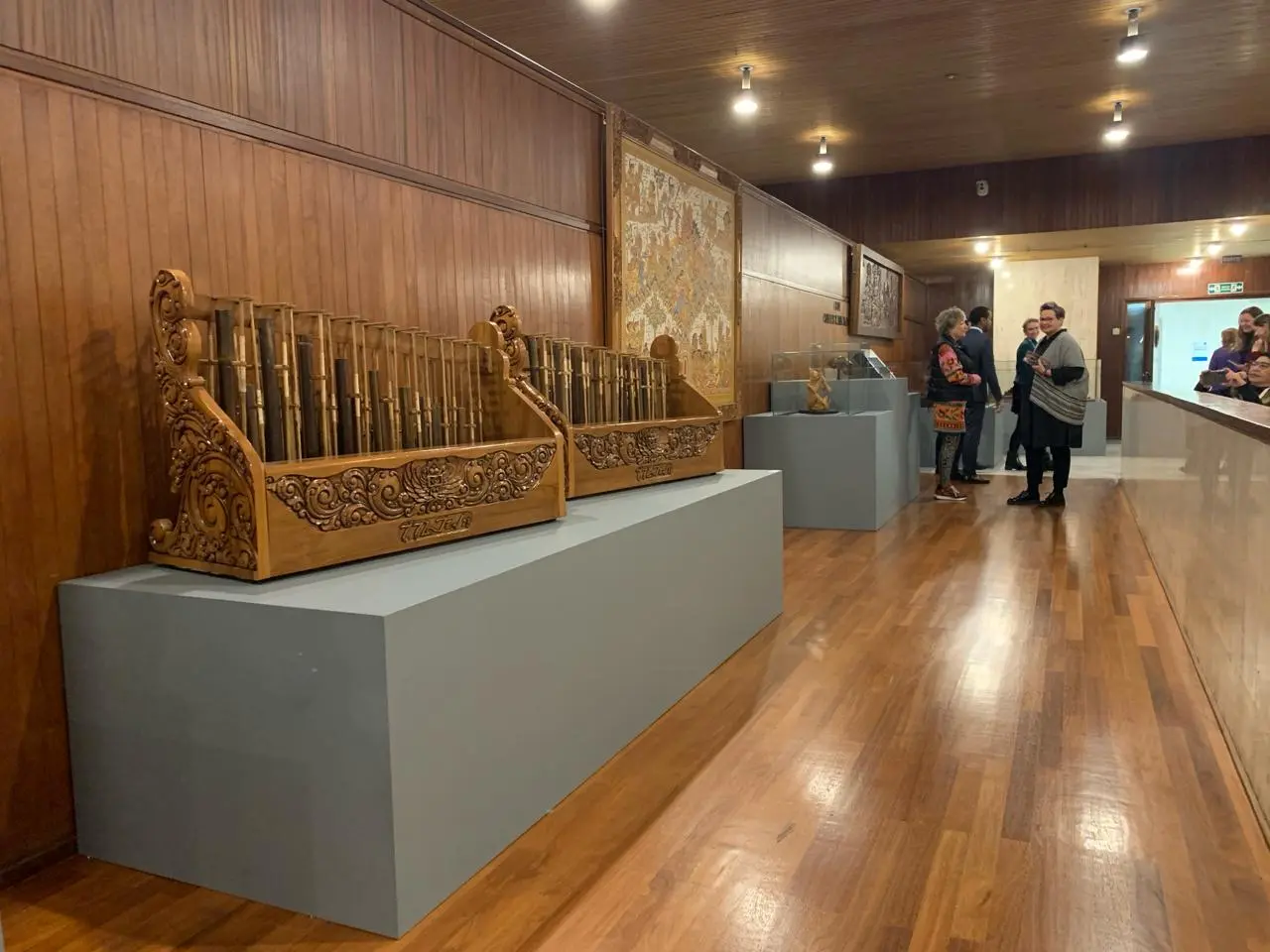 Open from November 13, 2023 onwards UNESCO Headquarters Paris, France Photos from the exhibition Jalan Nusantara curated by Sadiah Boonstra in collaboration with Melle van Maanen at UNESCO Headquarters, Paris. Open from 13 November 2023 onwards. Photos © Kementerian Luar Negeri Republik Indonesia, UNESCO