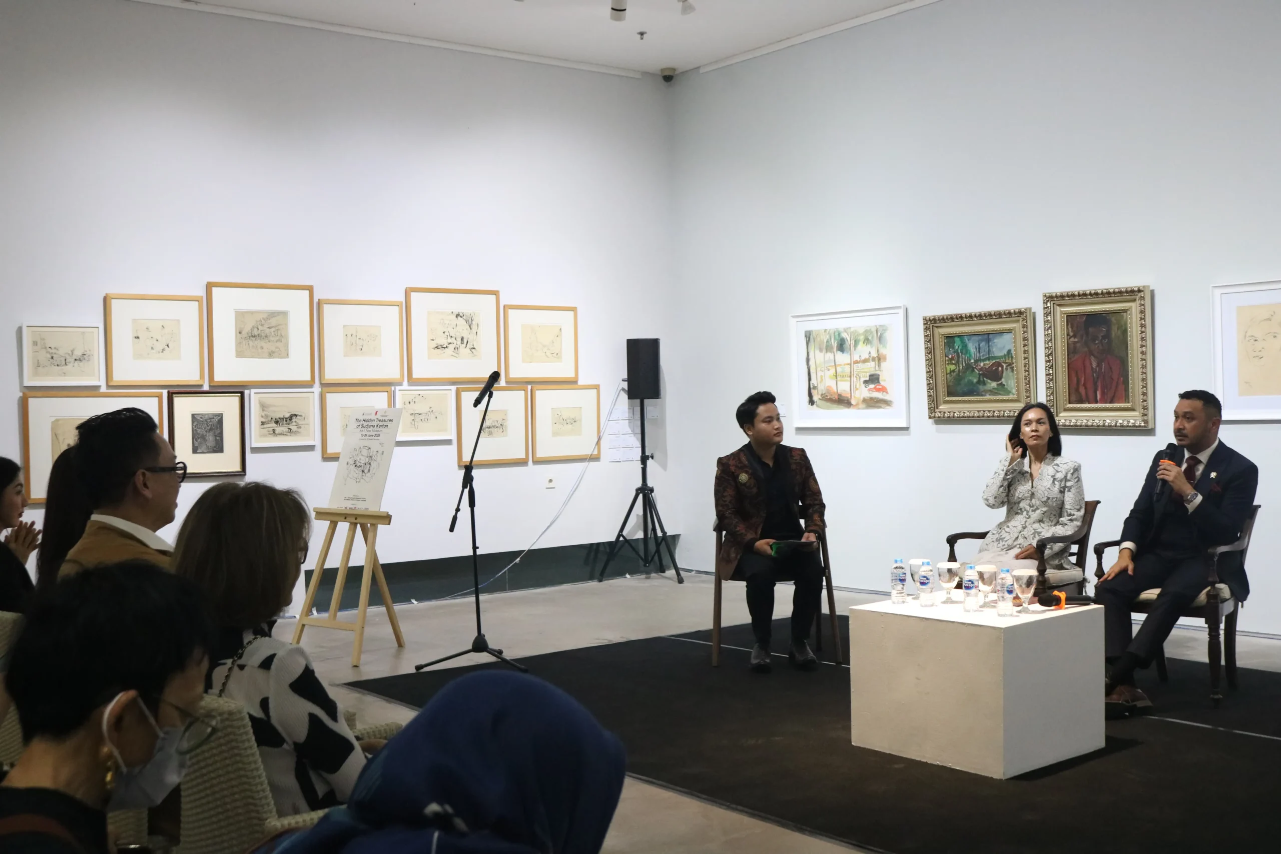 Photos from the exhibition "The Hidden Treasures of Sudjana Kerton" (2025) at Art:1 New Museum. © ArtMoments