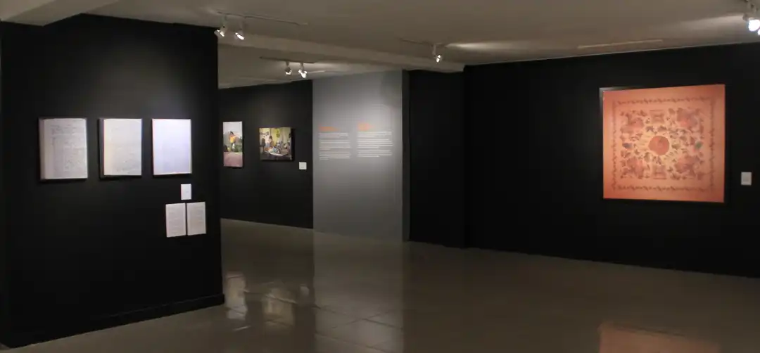 Photos from the exhibition Banda, Heritage for Indonesia by Widigdya Nalendra Curated by Sadiah Boonstra and Wim Manuhutu for Yayasan Warisan Budaya Banda Naira 20 September - 4 October 2017 Erasmus Huis, Jakarta, Indonesia Supported by Kementerian Pendidikan dan Kebudayaan, Galeri Nasional, Netherlands Embassy in Jakarta In collaboration with Bartele Gallery